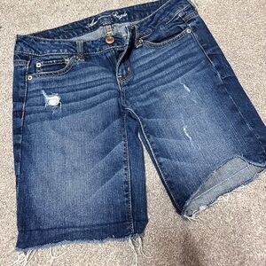 American Eagle Outfitters Women's Dark Blue Denim Shorts